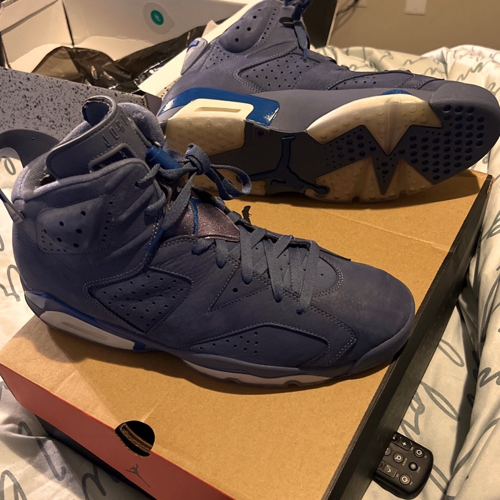 Suede navy